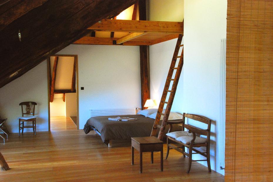 Bed and Breakfast La Ferme De Beaute Chateauroux-les-Alpes Zimmer foto