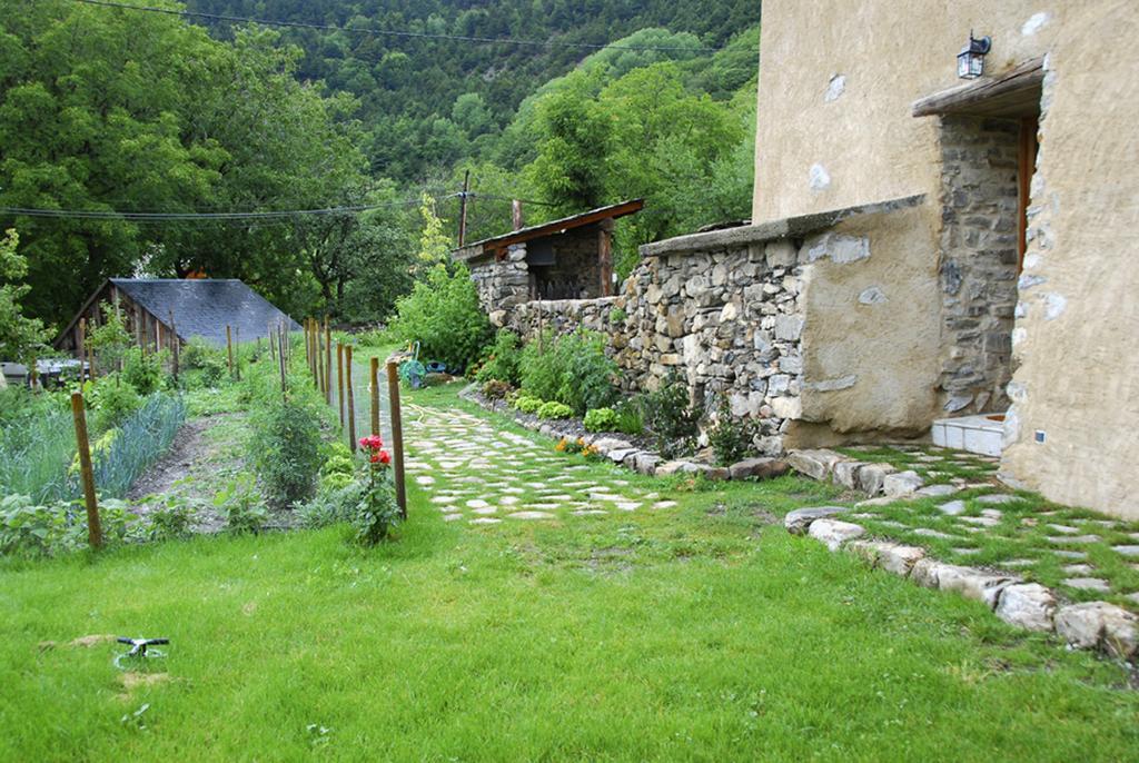 Bed and Breakfast La Ferme De Beaute Chateauroux-les-Alpes Exterior foto